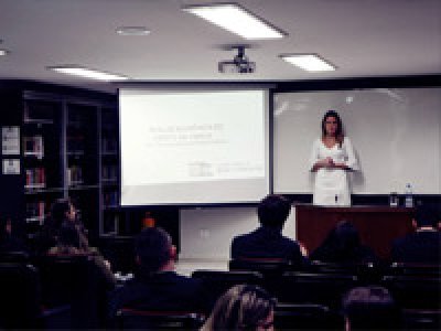 Registro da aula da Dra. Cristiana aos alunos da especialização em Direito de Família da ABDCONST (Academia Brasileira de Direito Constitucional) de Curitiba/PR.